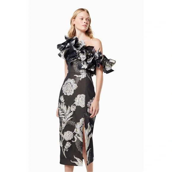 Elliatt Black and Cream Floral Midi Dress - Picture 6 of 10